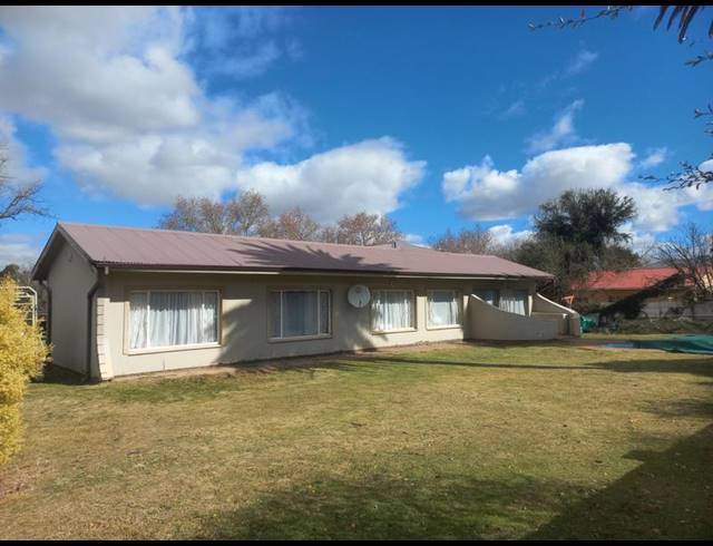 9 BEDROOM HOUSE FOR SALE IN QUEENSTOWN CENTRAL
